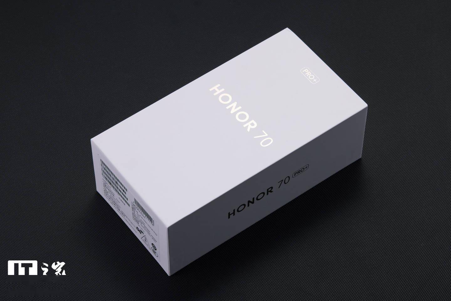 【IT之家开箱】荣耀 70 Pro / Pro+ 图赏