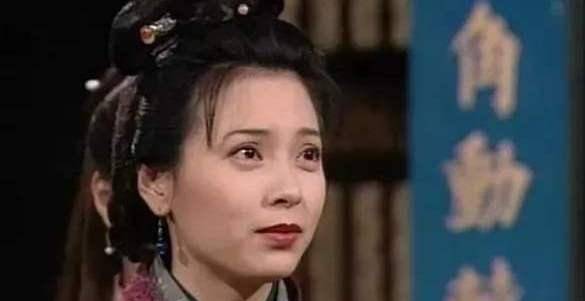 郭芙的最后时刻：我站在残破的城头<strong></p>
<p>残破币</strong>，忽然想起了儿时的桃花岛