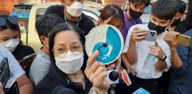 女儿的命只值580万网民币<strong></p>
<p>恒币网</strong>？这位国外女星的母亲的回应是：对