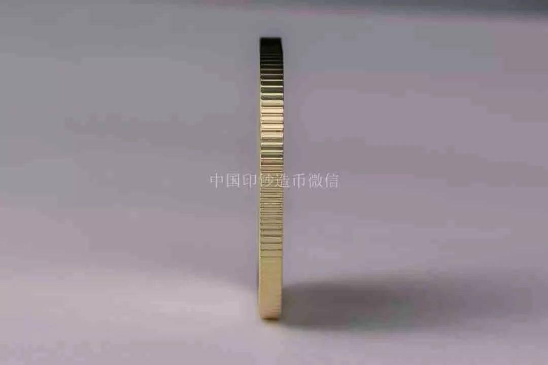 泰山币<strong></p>
<p>青年币</strong>，有秘密！