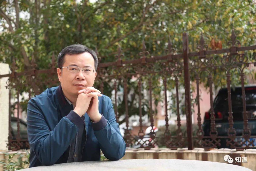 学书法有两观：观物，观我<strong></p>
<p>币观</strong>。观物以类情，观我以通德
