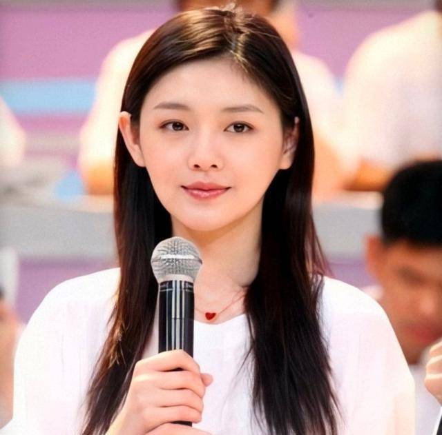 大S又刚又正：教育观、生育观、友谊观、恋爱观<strong></p>
<p>币观</strong>，都没毛病！