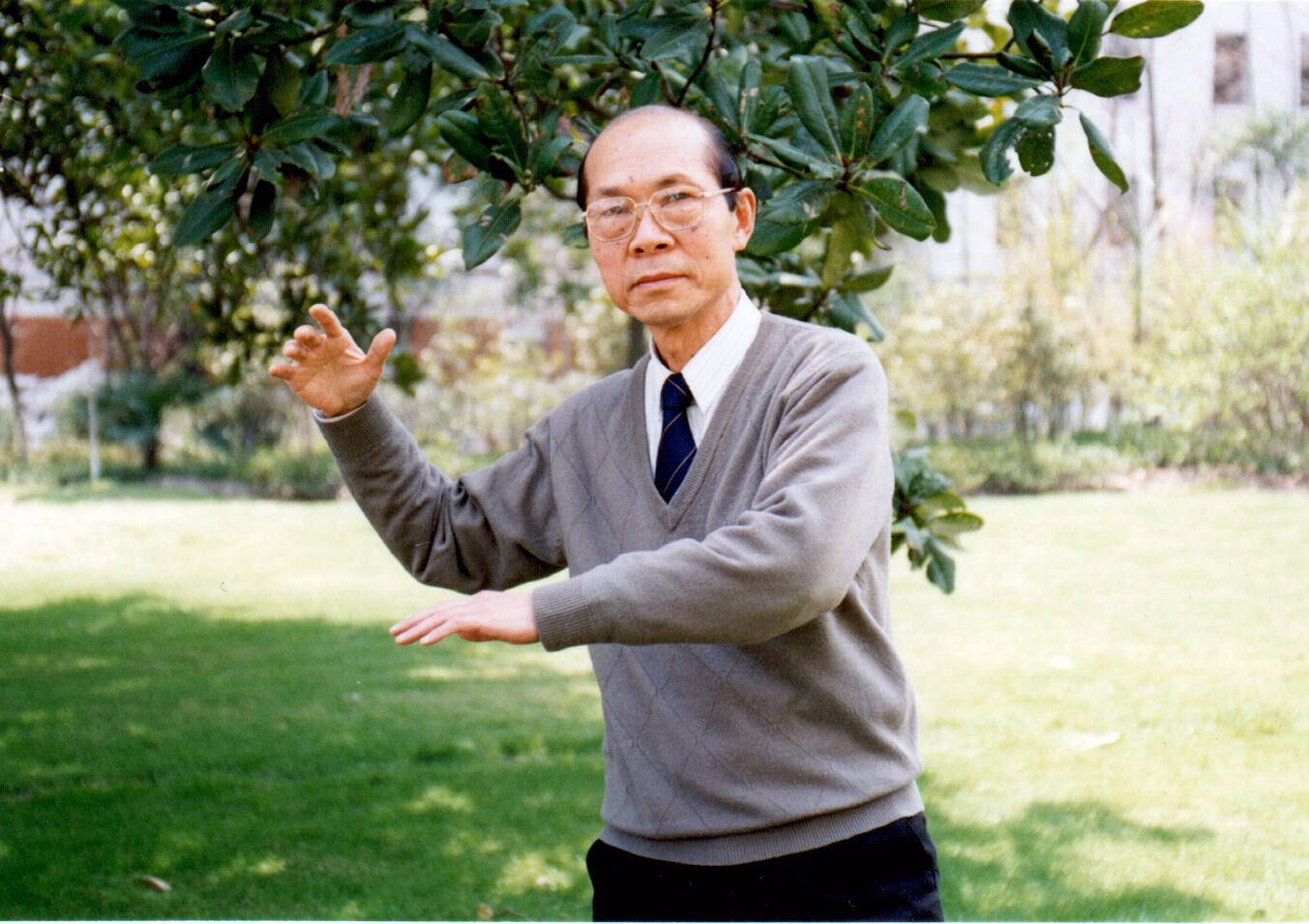 <strong></p>
<p>币观</strong>我的科学观｜汤钊猷：正确的科学观来自正确的哲学观