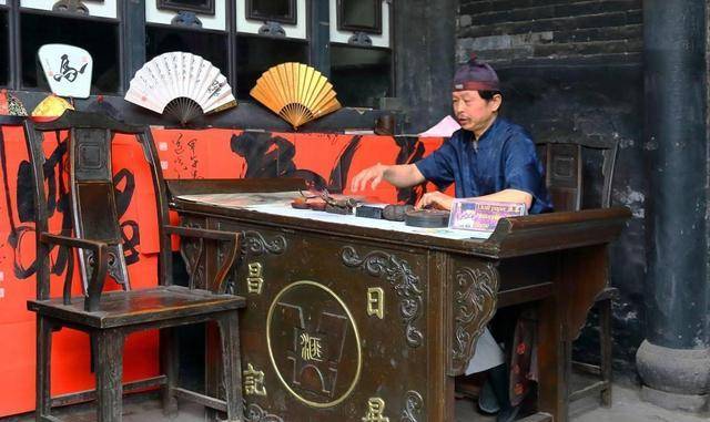民国时的一块大洋<strong></p>
<p>双期币多少钱</strong>，折算成现在的人民币，大概是多少钱？