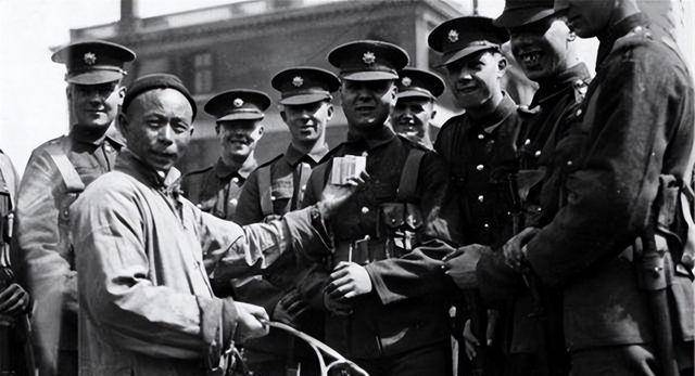 民国时的一块大洋<strong></p>
<p>双期币多少钱</strong>，折算成现在的人民币，大概是多少钱？
