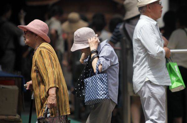 日媒报道：日本企业的股东比日本人口更快变老