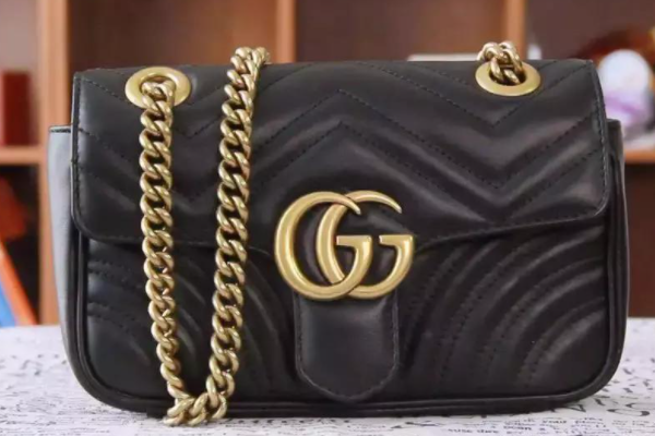 gucci的l来自ogo是什么<strong></p>
<p>古驰</strong>？