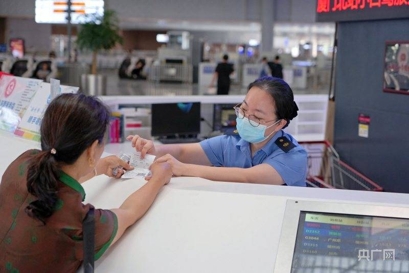 端午假期 厦门火车站预计发送旅客53万人次