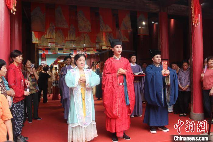 遇见福建：当古镇遇上宋朝婚礼展演