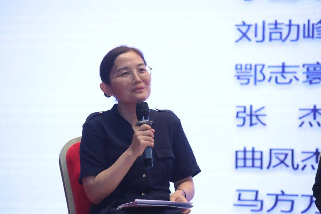 人民币国际化如何走<strong></p>
<p>币圈千倍币</strong>？专家从最新调查中圈了重点