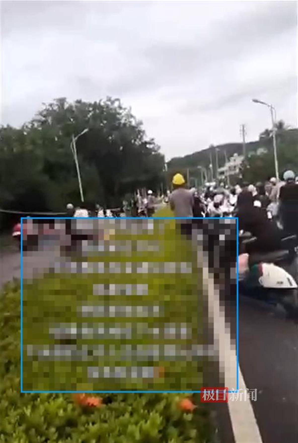 三亚11岁男孩掉进下水道死亡<strong></p>
<p>bch币</strong>，在事发地十多公里外被找到，孩子姐姐：下暴雨有人把井盖打开排积水