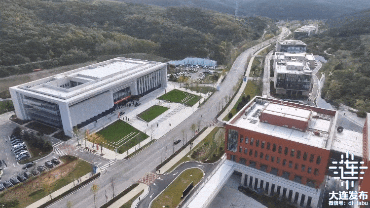 一批重特大项目建设提速<strong></p>
<p>国债etf交易规则</strong>！大连石化易地搬迁升级改造加快推进
