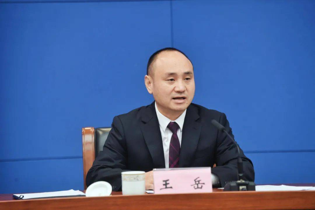 陆克华落马第二天<strong></p>
<p>币圈k线图基础知识</strong>，重庆官宣：王茂春、王岳被查！
