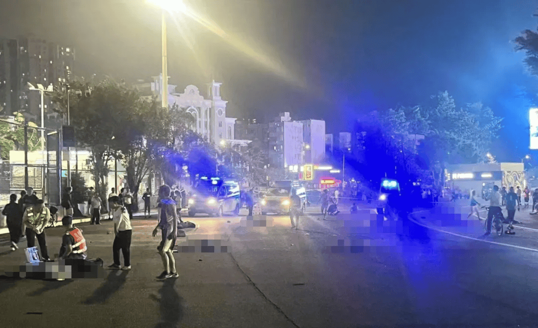 汽车撞倒多名行人逃逸<strong></p>
<p>交易性金融资产</strong>，62岁男子被控制！警方通报→