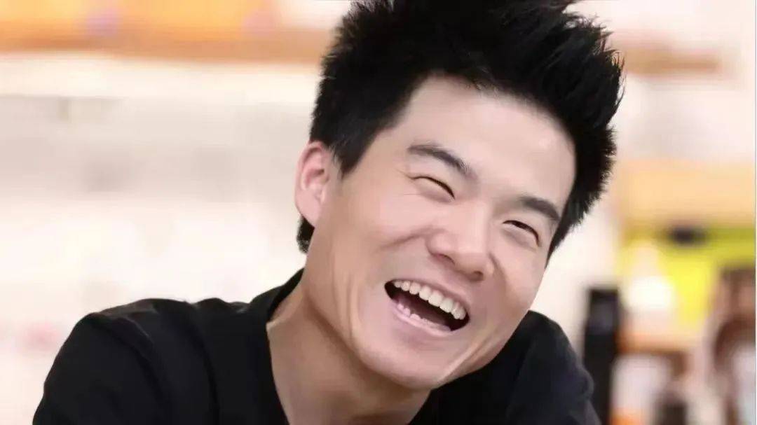 董宇辉：蒸裂开的包子<strong></p>
<p>交易性金融资产</strong>，露馅了
