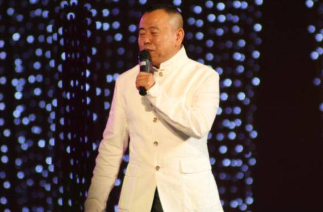 潘长江：我钱花一辈子也花不完<strong></p>
<p>共生币一个多少钱</strong>，如今67岁却越活越“糊涂”了