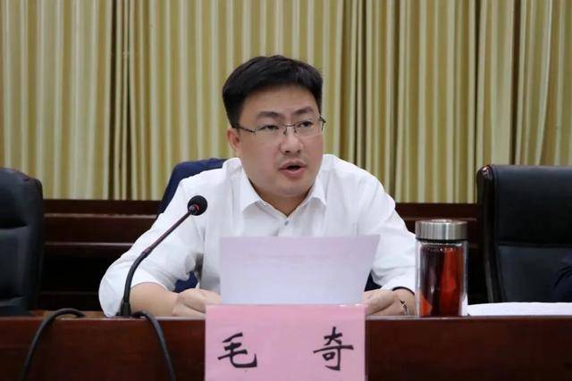毛奇<strong></p>
<p>共生币一个多少钱</strong>，受贿数额特别巨大