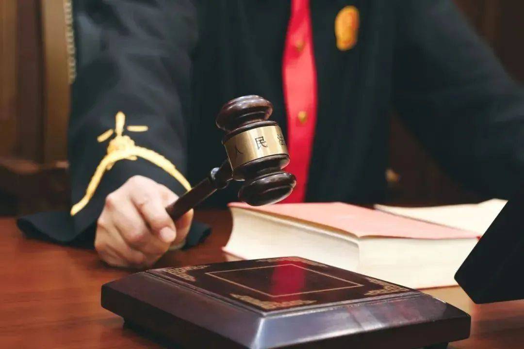 老板说“滚”<strong></p>
<p>现在炒币炒哪个品种好</strong>，员工不去上班遭辞退！一个“滚”=15.98万元！老板：我说的是气话…