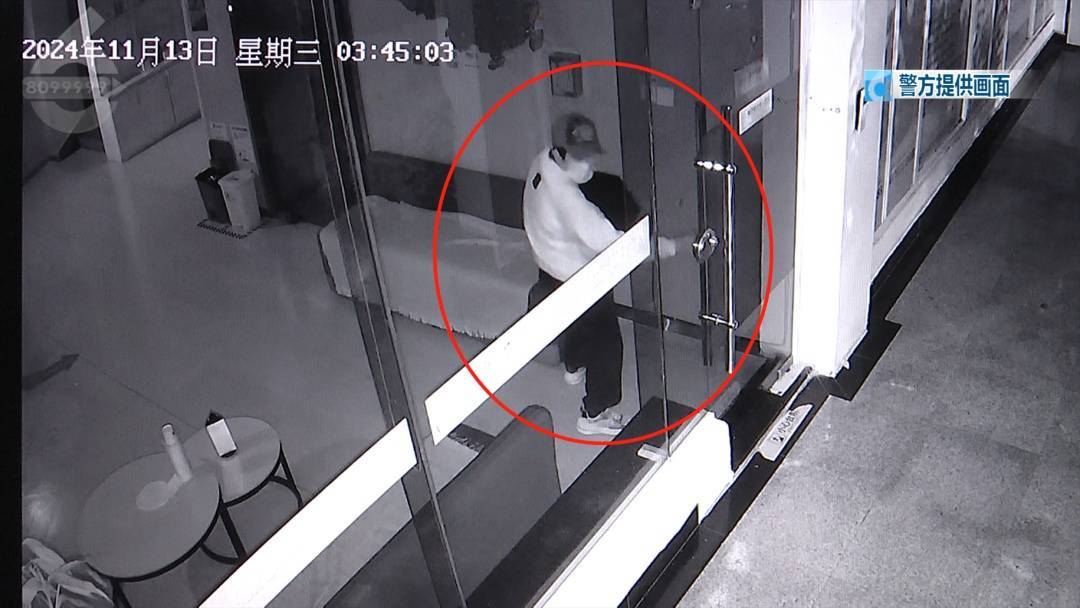 凌晨<strong></p>
<p>趣币网funcion</strong>，男子翻窗潜入昆明一医院，抱走一个……