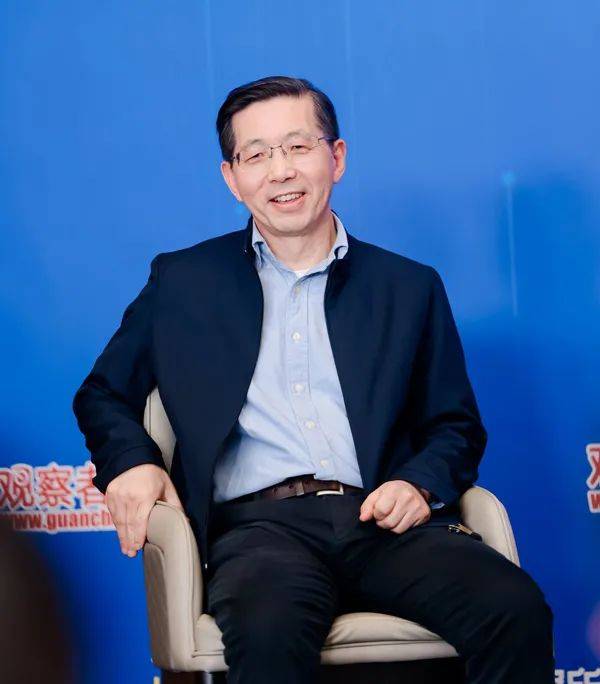"若我们曾抱一丝幻想<strong></p>
<p>自动计算软件app</strong>，中国半导体发展不会如此迅猛"