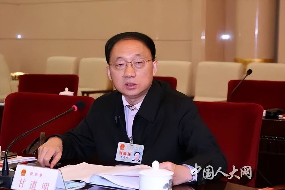 四川省人大常委会原副主任、党组书记甘道明同志逝世<strong></p>
<p>上证债券交易规则</strong>，享年78岁
