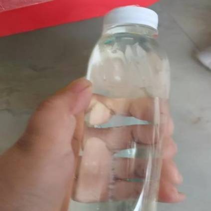 广州一“老酒鬼”路边捡到宝<strong></p>
<p>厦门货币交易市场在哪里</strong>，笑着笑着倒下了……