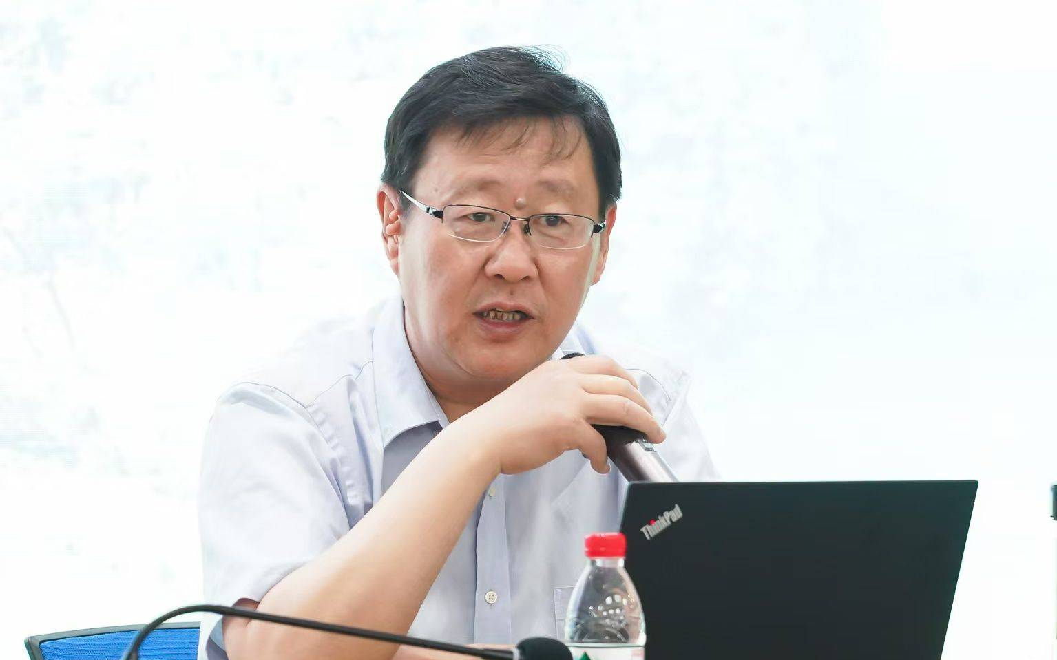 不允许退休干部返乡建房<strong></p>
<p>币圈论坛</strong>，专家详解一号文件禁令背后深意