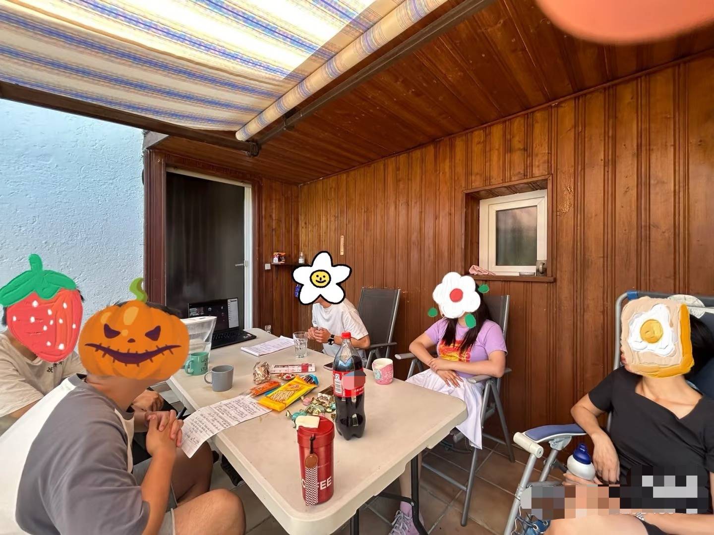 海外独生子女为父母养老放弃绿卡回国<strong></p>
<p>债券在途交易市场</strong>，“没哪个国家好到值得牺牲父母晚年生活”