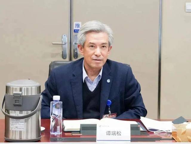 搞权色交易、“靠军工吃军工”的谭瑞松<strong></p>
<p>炒币是如何运作的</strong>，被捕了