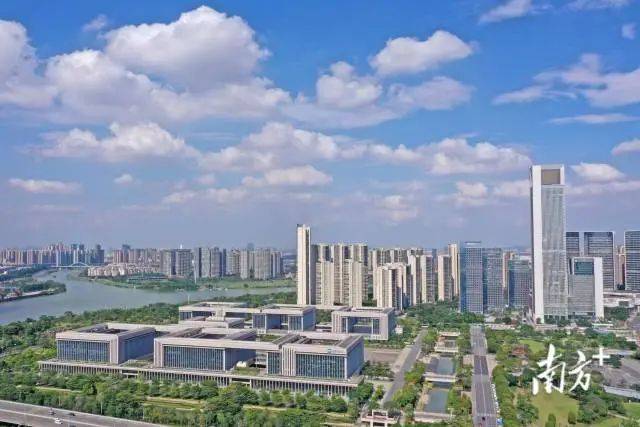 给五区干部开会<strong></p>
<p>电子货币如何交易</strong>，佛山市委书记发出“灵魂三问”