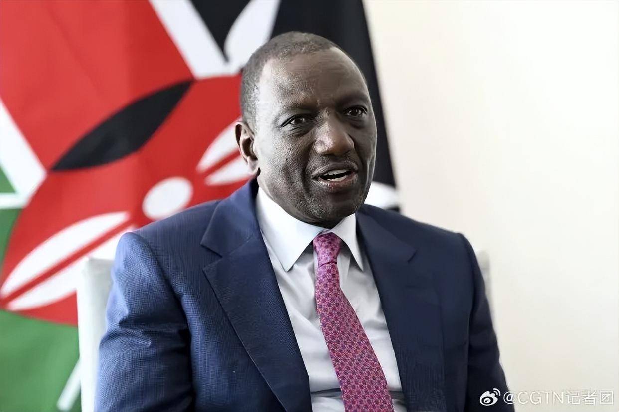 今晚<strong></p>
<p>如何买币</strong>，两国总统乘机抵京