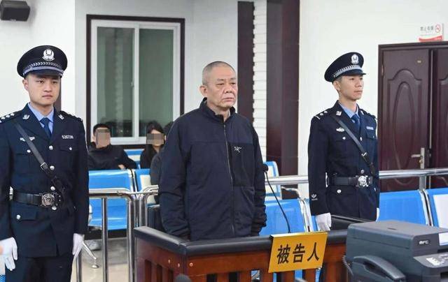 贵州省农业科学院原党委书记汤向前受审<strong></p>
<p>债券如何进行交易</strong>，曾被通报“痴迷风水”