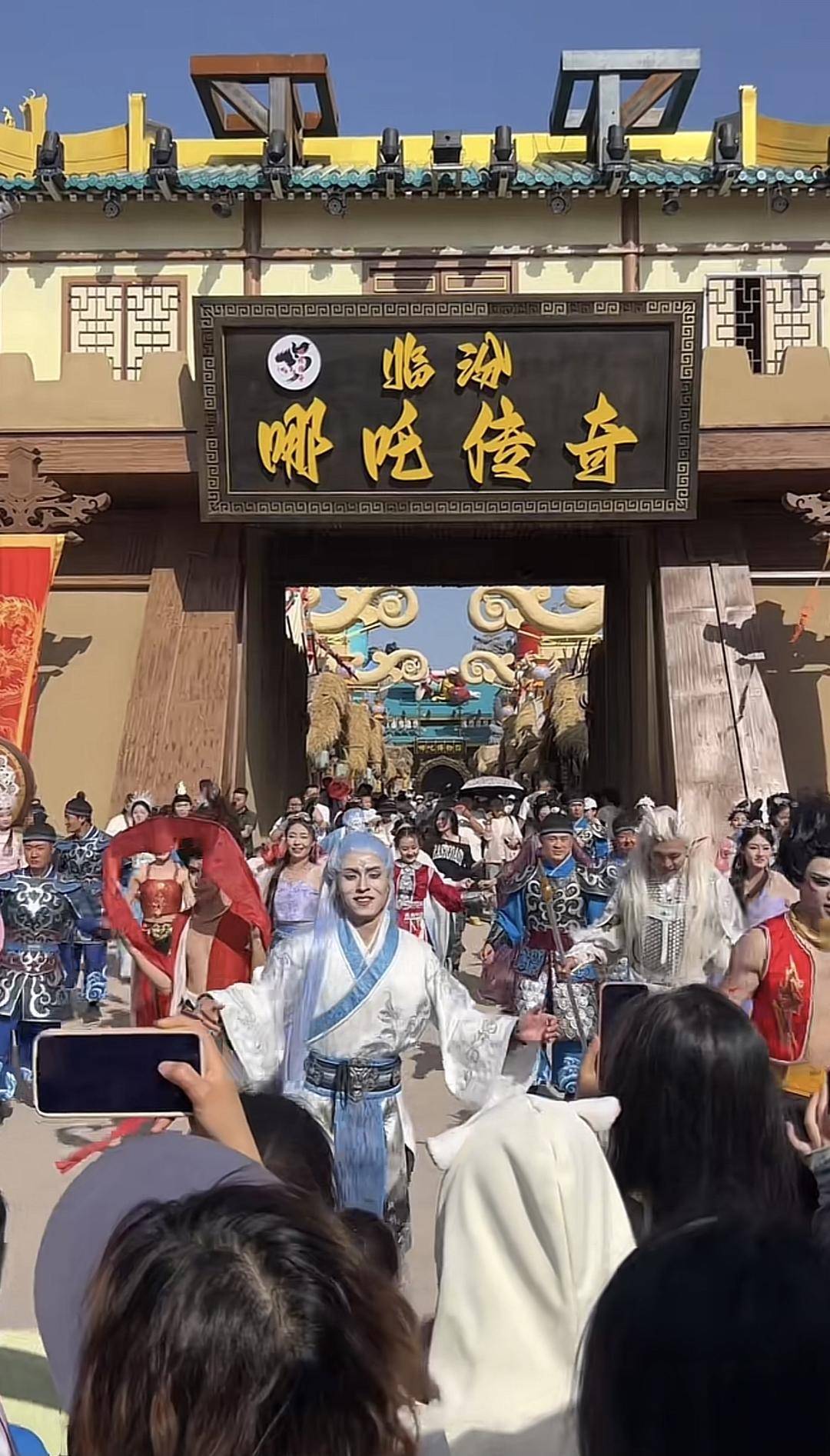艺术家控诉山西临汾哪吒主题景区雕塑抄袭：造型照搬<strong></p>
<p>交易指数怎么计算</strong>我的作品