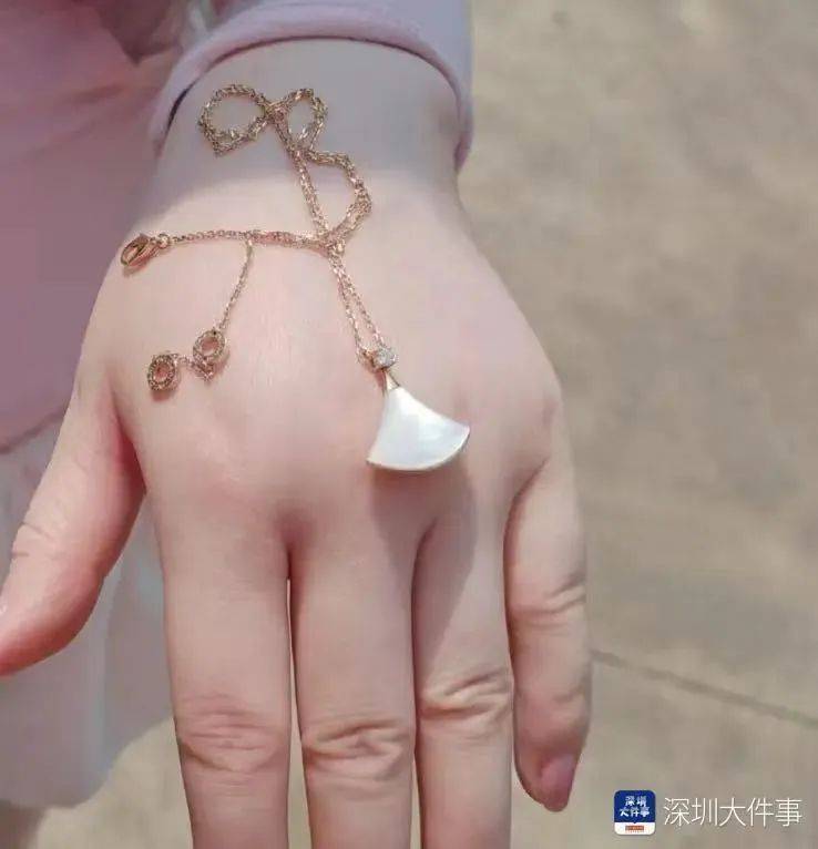 堪比"大海捞针"！深圳环卫工在腐臭垃圾堆里找到它<strong></p>
<p>交易指数怎么算</strong>，市民激动不已