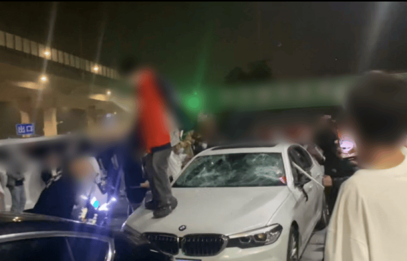 加油站内砸车打人<strong></p>
<p>怎么查看软件源码</strong>，23名嫌疑人被临沂警方抓获