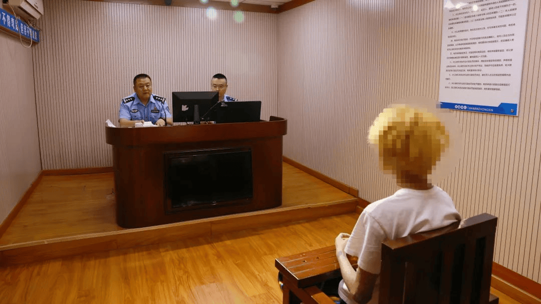 加油站内砸车打人<strong></p>
<p>怎么查看软件源码</strong>，23名嫌疑人被临沂警方抓获