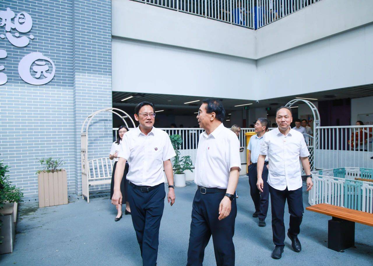 “国宝级”科学家空降<strong></p>
<p>以太坊区块链浏览器</strong>！白春礼院士为中科附高师生揭秘中国深海科技