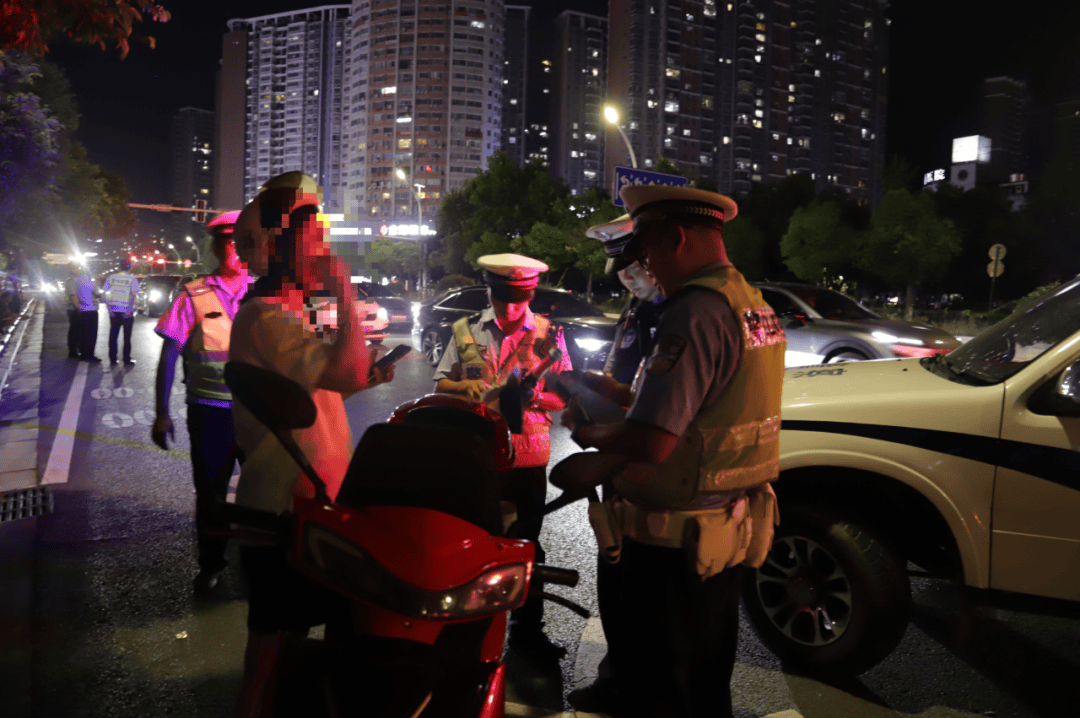 多地严查“人造太阳”<strong></p>
<p>以太坊区块链浏览器</strong>！湖南交警提醒