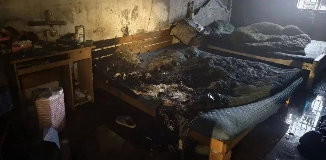 他在家中离奇死亡：尸体焦黑<strong></p>
<p>以太坊区块中文浏览器</strong>，紧握手机，紧急提醒：4个危险信号赶紧自查