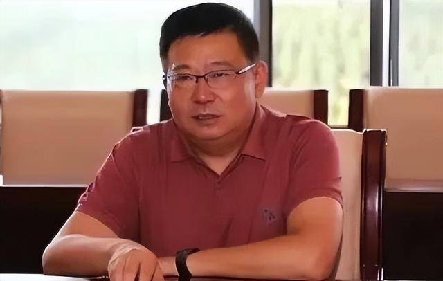 3名干部被查<strong></p>
<p>以太坊今日行情</strong>，他主动向组织交代问题